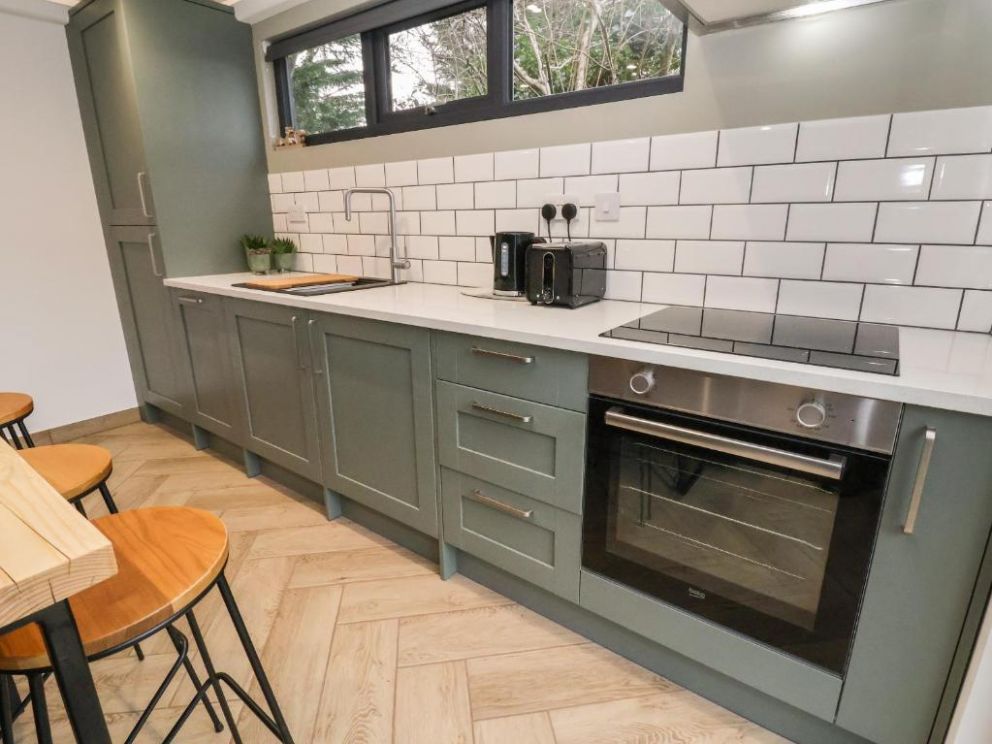 The Nest - lodge for rent close to the beach in Prestatyn, Wales