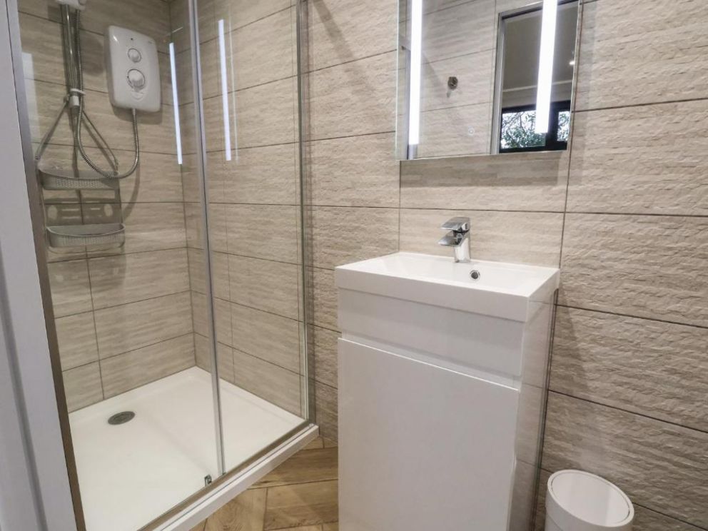 The Nest - lodge for rent close to the beach in Prestatyn, Wales