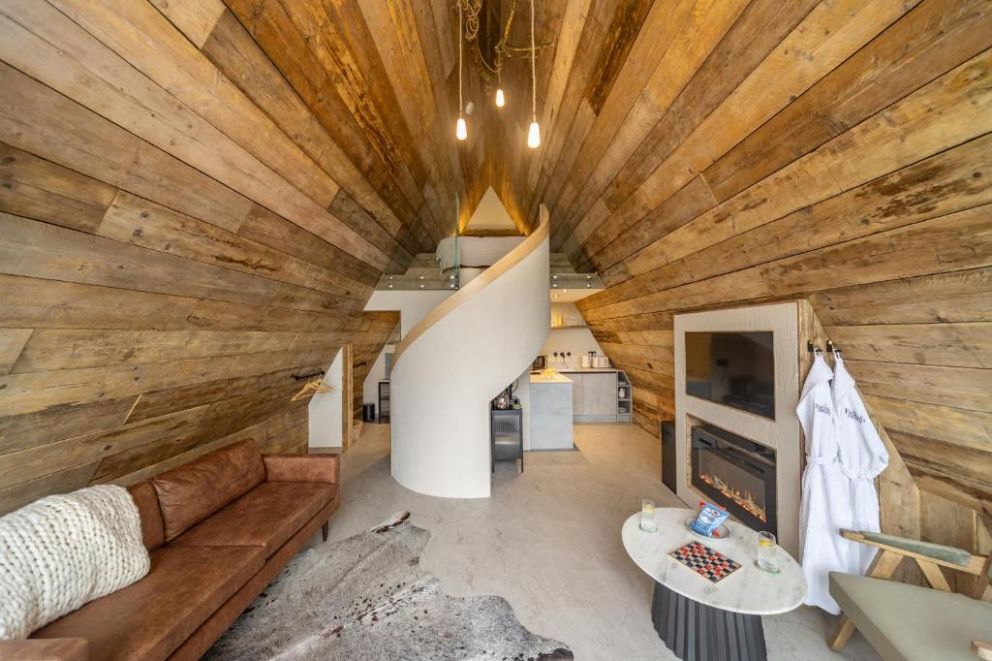 The Tri-Pod at Pantcefn Luxury Glamping