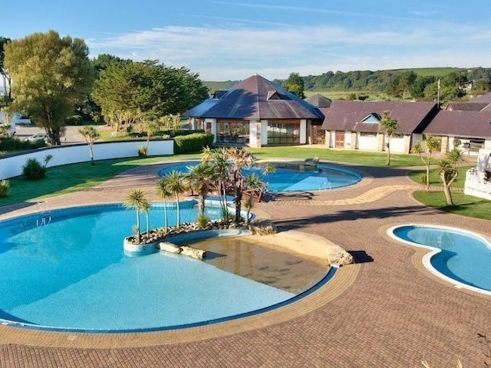 The Warren Holiday Park, Abersoch - for rent with sea views