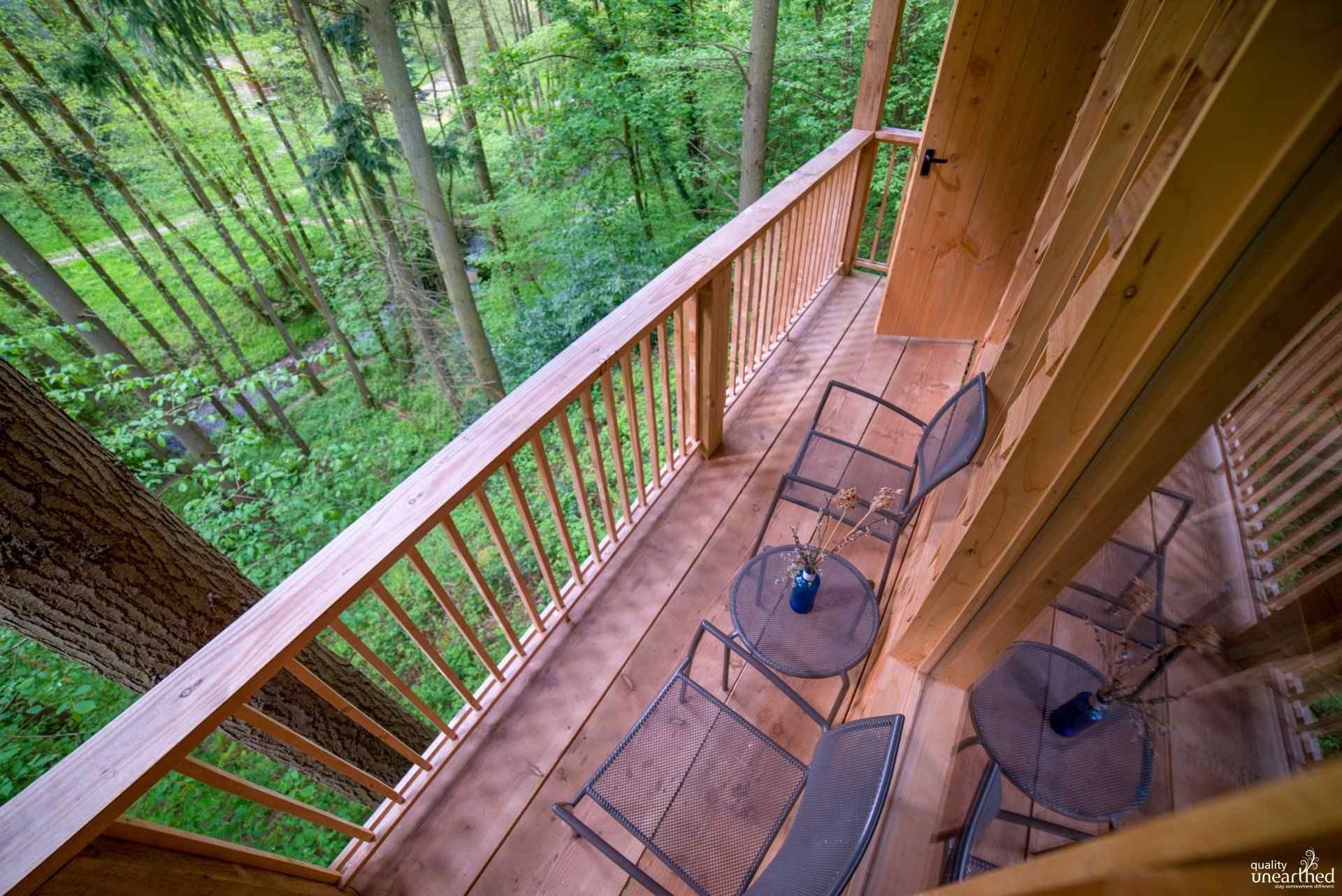 Treetop Cabin Redwood Valley Presteigne, Powys Self Catering