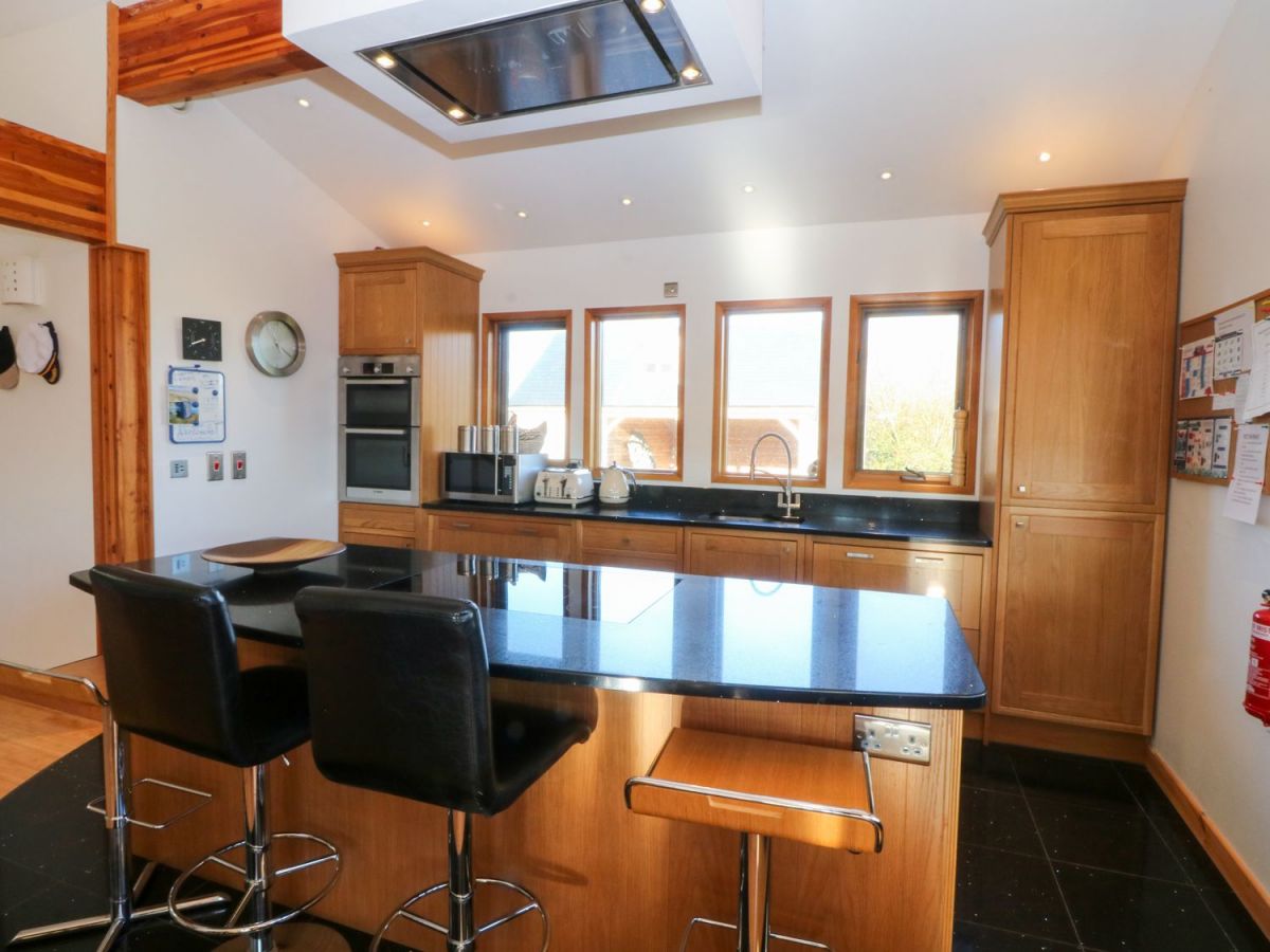 Ty Canol Sir Ynys Mon, Gwynedd Self Catering Holiday Lodges