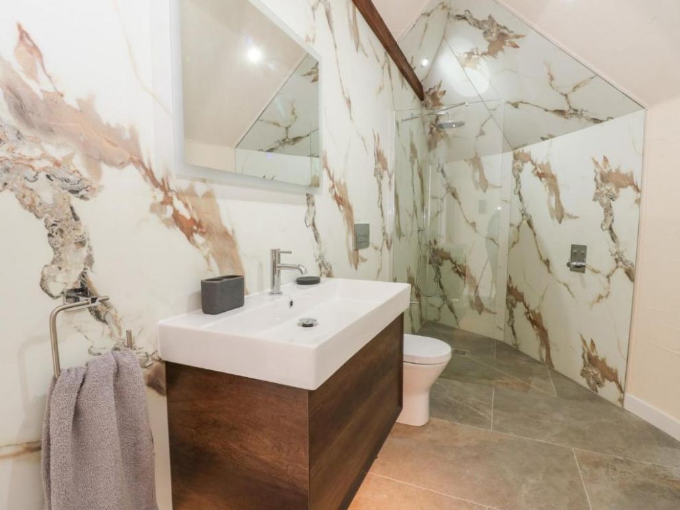 Ty Crwn - The Roundhouse, Mid Wales