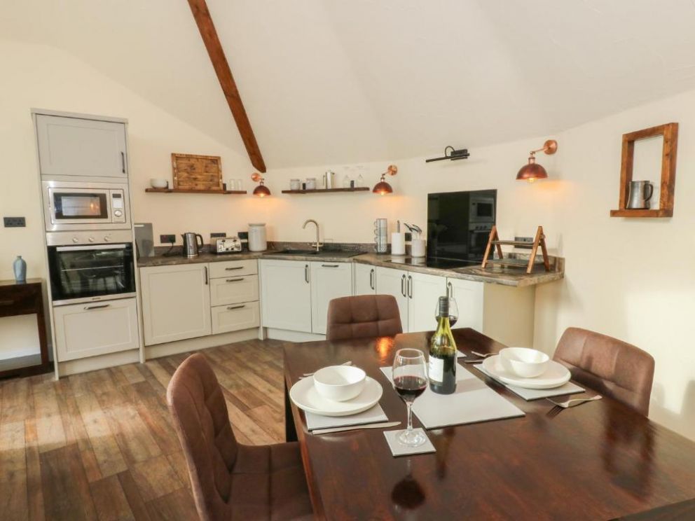 Ty Crwn - The Roundhouse, Mid Wales