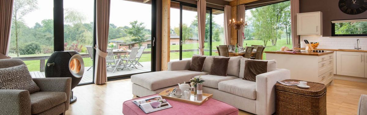 Brompton Lakes luxury hot tub lodges in North Yorkshire
